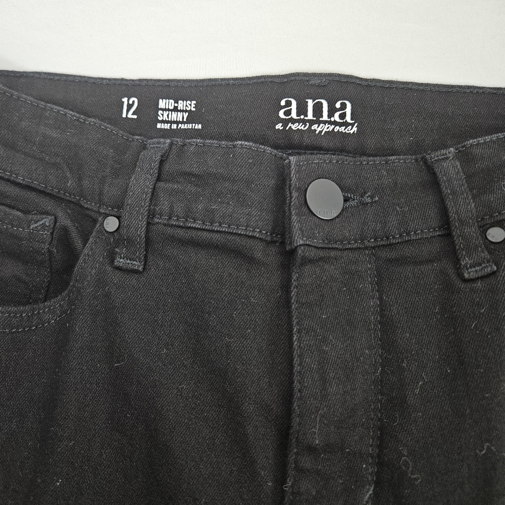 Ana midrise skinny black jeans size 12 - Picture 13 of 15